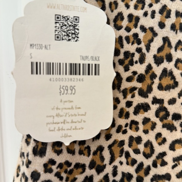 NWT Altar’d State skort. Cheetah print size S - Picture 3 of 3